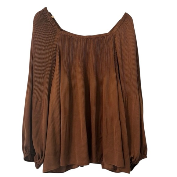 Women's 22/24 W PLUS Smocked Off-Shoulder Peasant Swing Pleated Flowy Blouse - Picture 1 of 3
